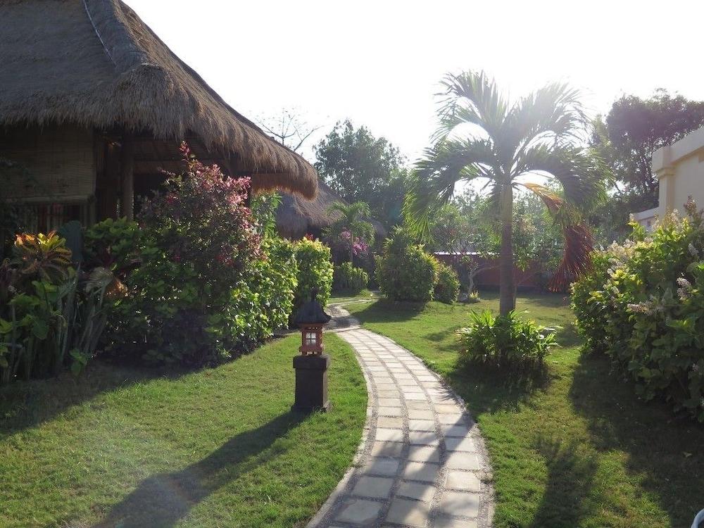 Sunia Loka Bungalows & Dive Center Pemuteran  Ngoại thất bức ảnh