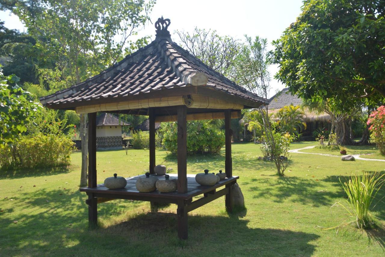 Sunia Loka Bungalows & Dive Center Pemuteran  Ngoại thất bức ảnh