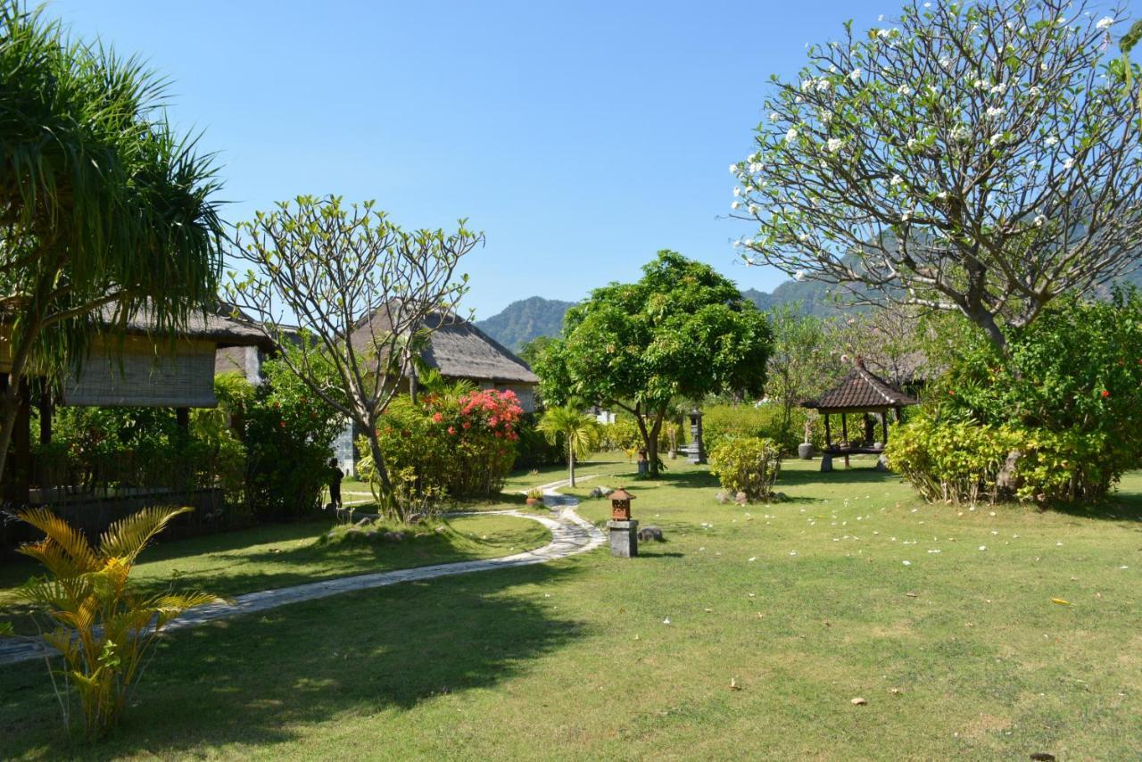 Sunia Loka Bungalows & Dive Center Pemuteran  Ngoại thất bức ảnh