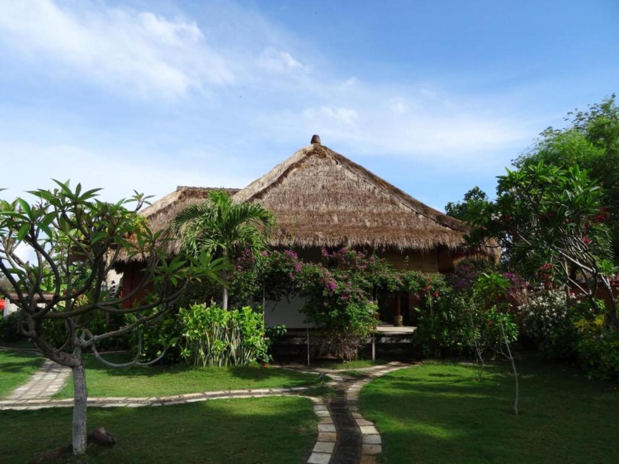 Sunia Loka Bungalows & Dive Center Pemuteran  Ngoại thất bức ảnh