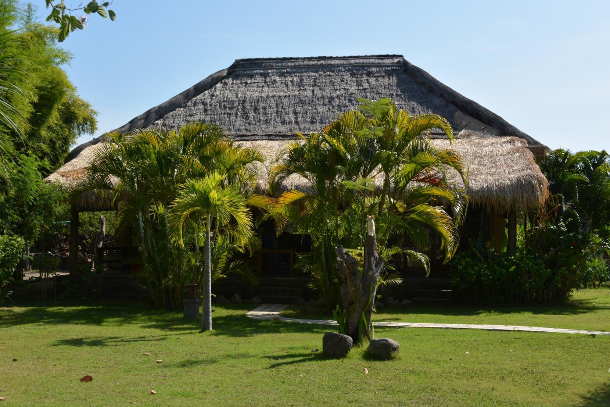 Sunia Loka Bungalows & Dive Center Pemuteran  Ngoại thất bức ảnh