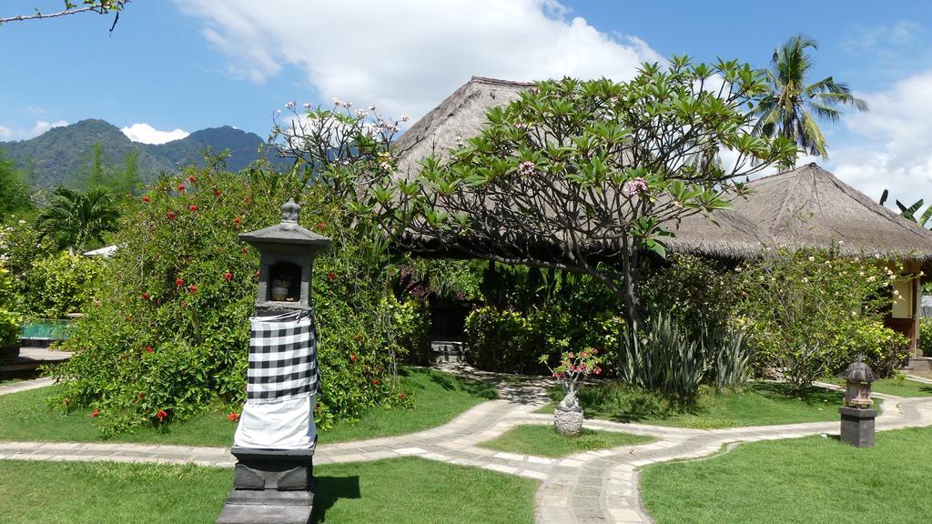 Sunia Loka Bungalows & Dive Center Pemuteran  Ngoại thất bức ảnh
